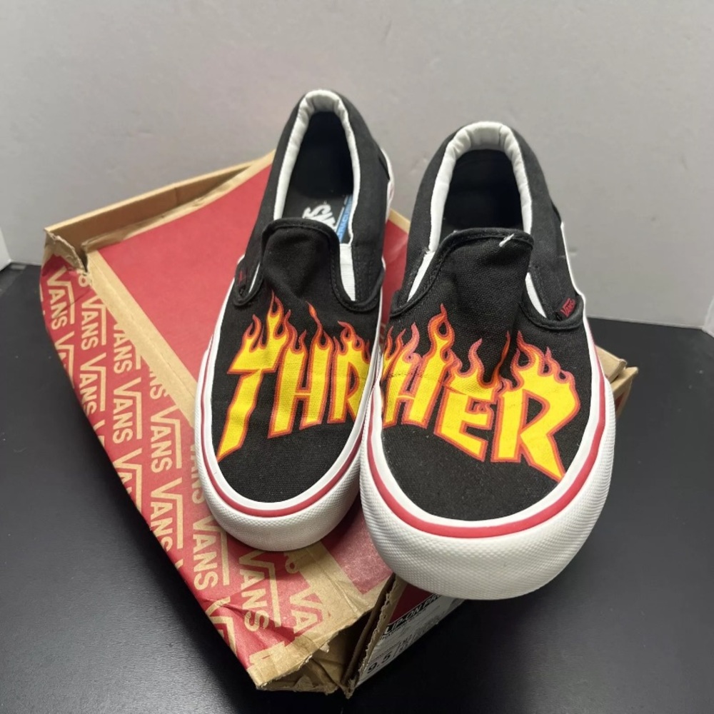 Thrasher Black and Yellow vans - Picture 3 of 7